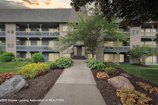 2926 Mount Hope Rd Unit 105, Okemos, MI 48864