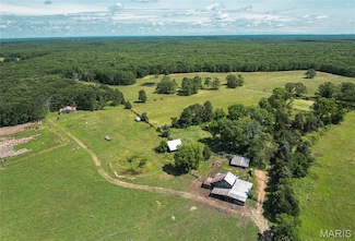 22825 County Road 7640, Newburg, MO 65550