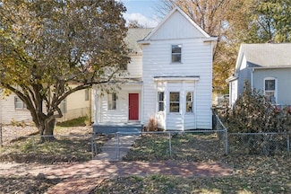 1706 N 3rd St, Saint Joseph, MO 64505