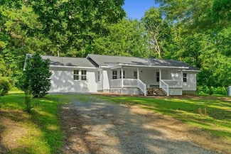 1320 Coker Dr, Dalton, GA 30721