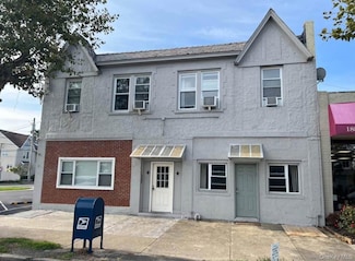 1885 Park St, Atlantic Beach, NY 11509