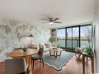3009 Ala Makahala Place Unit 1507, Honolulu, HI 96818