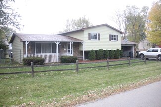 2518 Jethro Ave, Zion, IL 60099