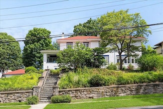 22 Pennsylvania Ave, Yonkers, NY 10707