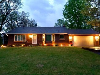 11985 Chisholm St NE, Minneapolis, MN 55449