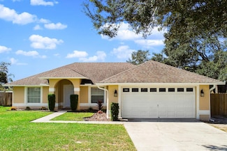 233 Hidden View Dr, Groveland, FL 34736