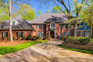 4521 Chinaberry Ln, Winston Salem, NC 27106