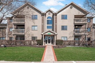 8820 Yardley Ct Unit 101, Indianapolis, IN 46268