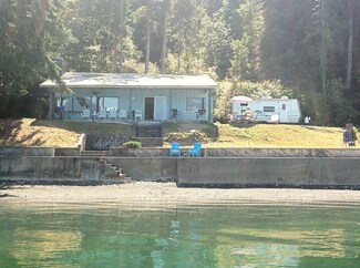 18174 Stavis Bay Rd NW, Seabeck, WA 98380