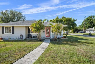 1602 30th St W, Bradenton, FL 34205
