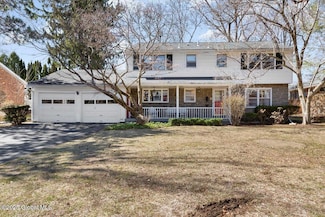 8 Harding St, Albany, NY 12208