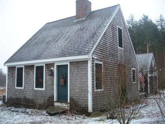 145 Dexter Ln, Rochester, MA 02770