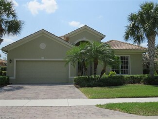 8253 Valiant Dr, Naples, FL 34104