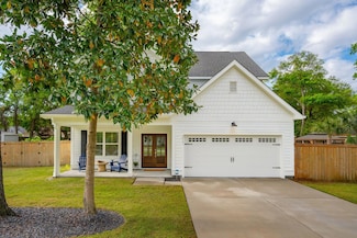 217 7th Ave, Mount Pleasant, SC 29464