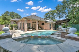 10 S Manorcliff Place, Spring, TX 77382