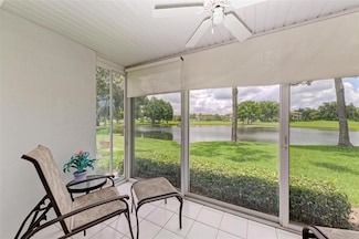 5519 Fair Oaks St Unit 2-D, Bradenton, FL 34203