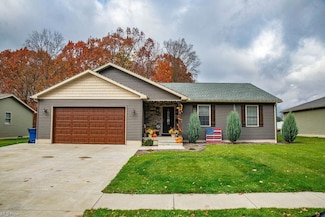 78 W Southern Ave, Columbiana, OH 44408