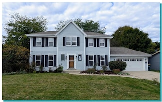 1014 Cottonwood Ct, West Bend, WI 53095