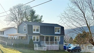 711 N 9th Ave, Paden City, WV 26159