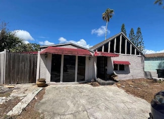 16211 3rd St E, Redington Beach, FL 33708