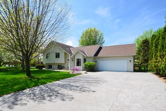 6535 Pheasant Run S, Circle Pines, MN 55014