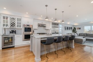 328 W 3rd St Unit 2, Boston, MA 02127