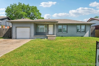 8009 E 2nd St, Tulsa, OK 74112