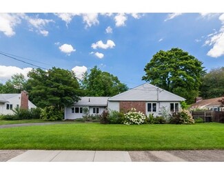 21 Mosman St, West Newton, MA 02465