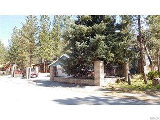 816 E Fairway Blvd, Big Bear City, CA 92314