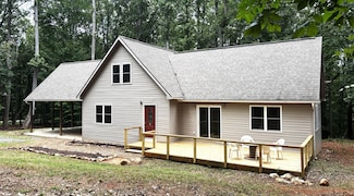 1010 Poplar Ridge Dr, Pittsville, VA 24139