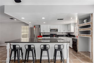 5905 Paseo Montana, Las Vegas, NV 89108