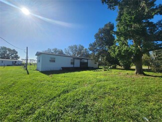 7902 Blair Dr, Wesley Chapel, FL 33544