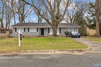 2217 Linde St NW, Huntsville, AL 35810