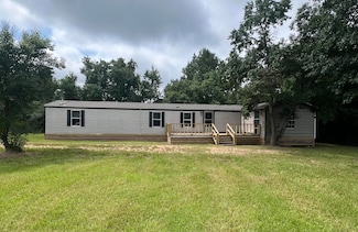 22 J E Brown Dr, Columbia, MS 39429