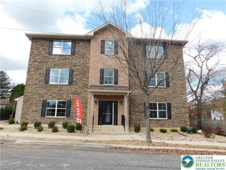 1513 Maple St Unit 301, Bethlehem, PA 18017