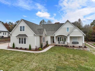 205 Stillwaters Bay Dr, Taylors, SC 29687