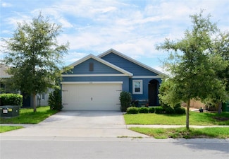226 Meghan Cir, Deland, FL 32724