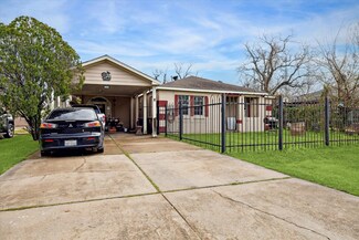 1501 Sheryl St, Houston, TX 77029