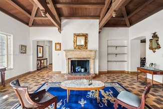 3586 Flamingo Dr, Miami Beach, FL 33140