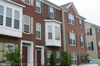 5005 Cool Fountain Ln, Centreville, VA 20120
