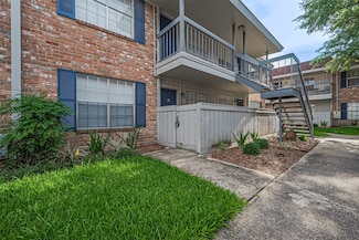 2250 Bering Dr Unit 101, Houston, TX 77057