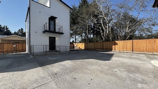 890 Magellan Ave NE Unit 5, Ocean Shores, WA 98569