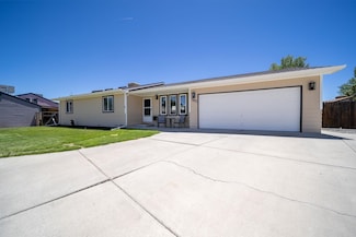 3071 Mckenna Ct, Grand Junction, CO 81504