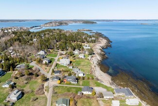 3 Linnell Dr, Harpswell, ME 04003