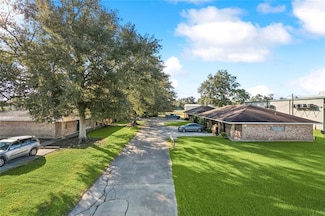 14106 W Club Deluxe Rd, Hammond, LA 70403