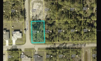 3326 53rd St W, Lehigh Acres, FL 33971