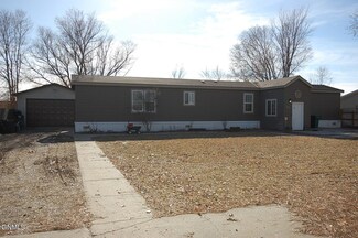 733 5th St NE, Sidney, MT 59270