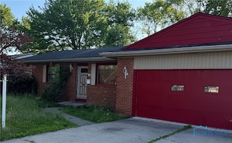 828 Independence Rd, Toledo, OH 43607