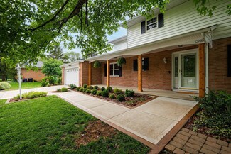 1348 Brookridge Dr, Columbus, OH 43235