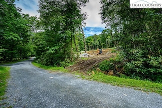 Lot 134 & 135 Rough Ridge Rd, Sugar Mountain, NC 28604